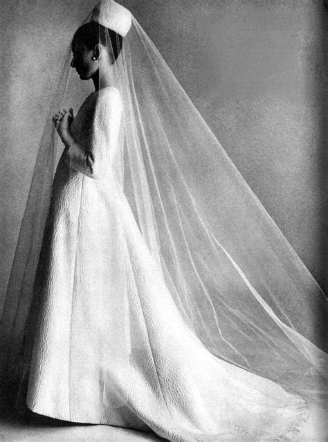 givenchy audrey hepburn wedding dress